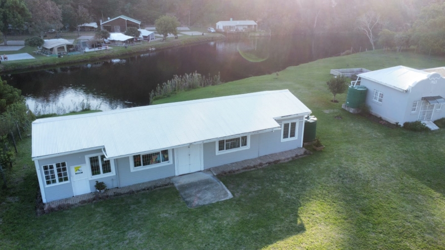  Bedroom Property for Sale in Groot Brakrivier Central Western Cape